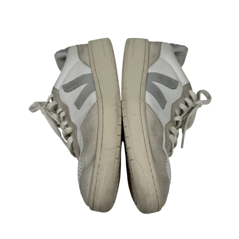 Veja V10 Women's Sz US 7 Sneakers‎ in White & Gray - Picture 9 of 13